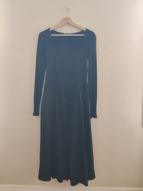 Zara Black Long-Sleeve Scoop-Neck Midi Dress